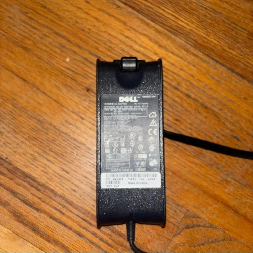 Genuine Dell 90W AC Adapter Laptop Charger PA-10 Family 9T215